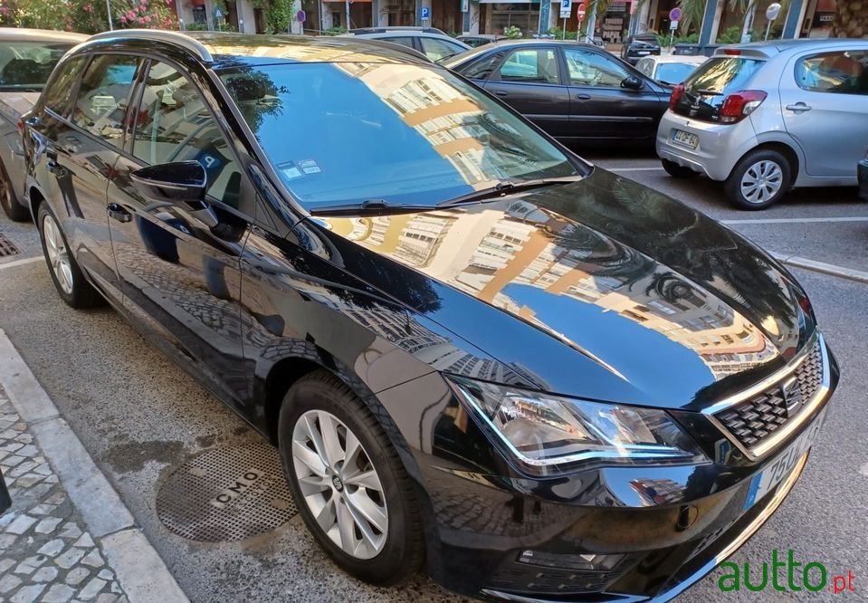 2018' SEAT Leon St photo #4