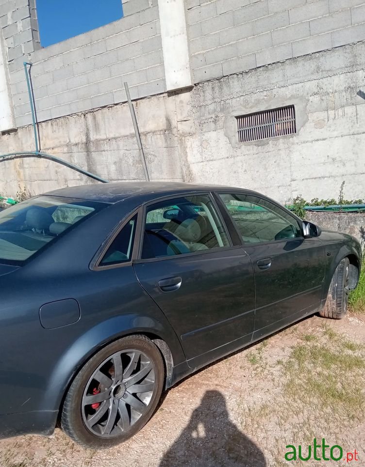 2001' Audi A4 1.9 Tdi M6 photo #2