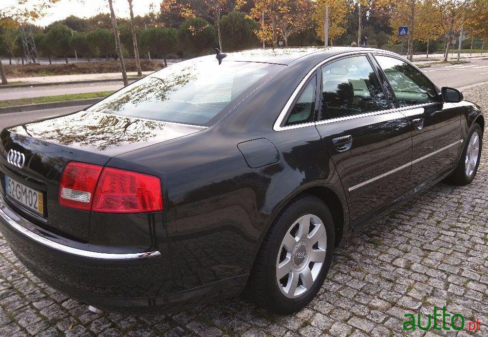 2005' Audi A8 photo #2