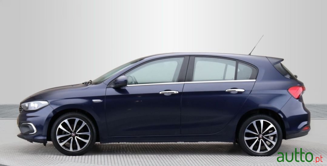 2016' Fiat Tipo photo #2