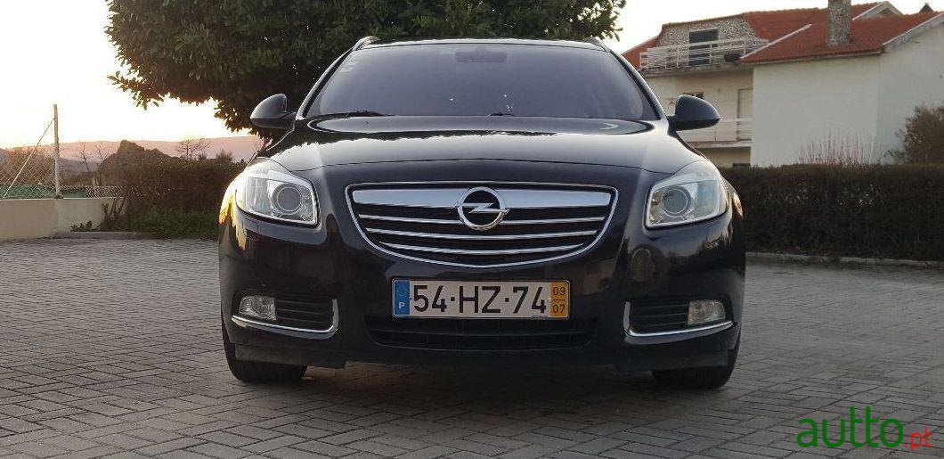 2009' Opel Insignia photo #2