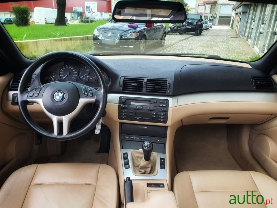 2004' BMW 318 photo #5