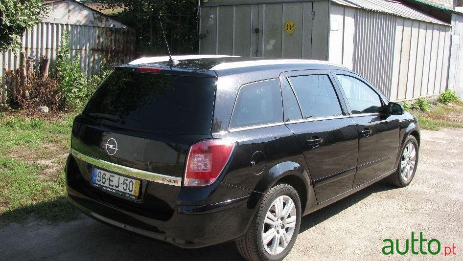 2007' Opel Astra 1.7 Cdti photo #4