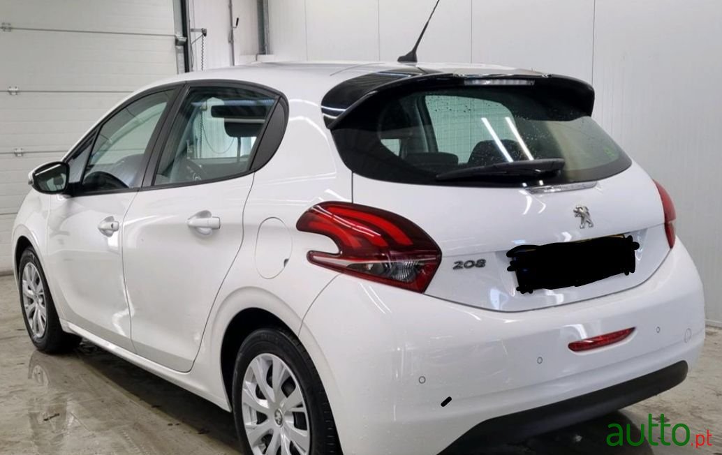 2018' Peugeot 208 photo #2