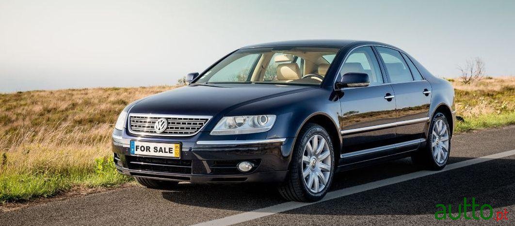 2005' Volkswagen Phaeton photo #1