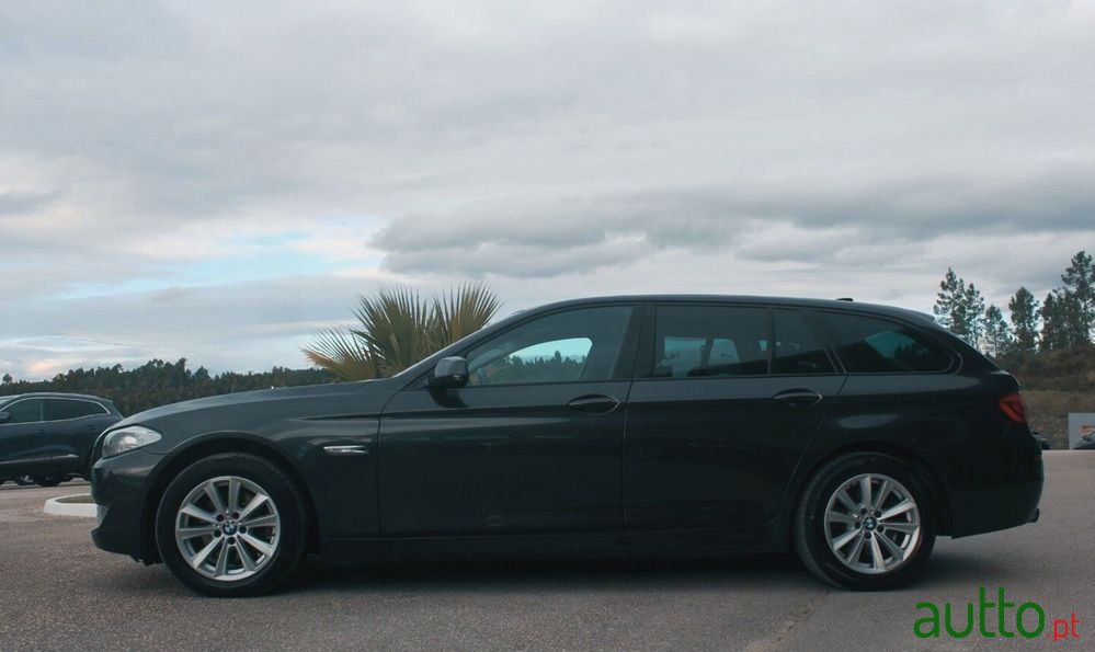 2011' BMW Série 5 photo #4