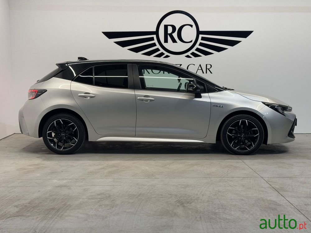 2019' Toyota Corolla photo #3