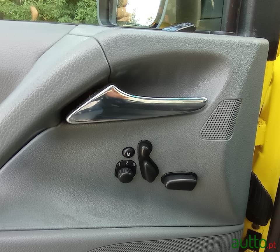 2009' Mercedes-Benz Vito photo #5