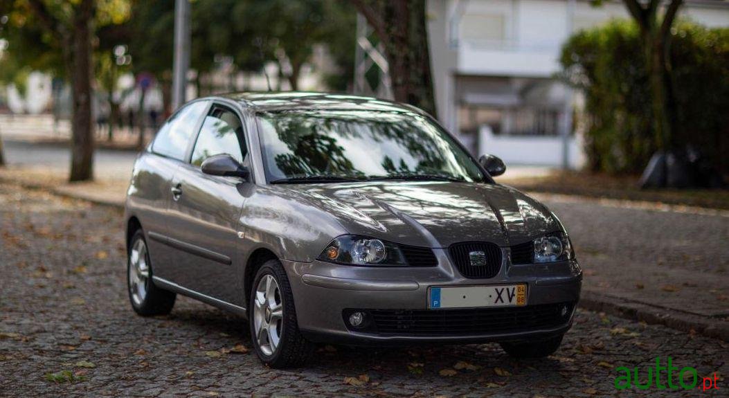 2004' SEAT Ibiza 1.2 12V photo #3