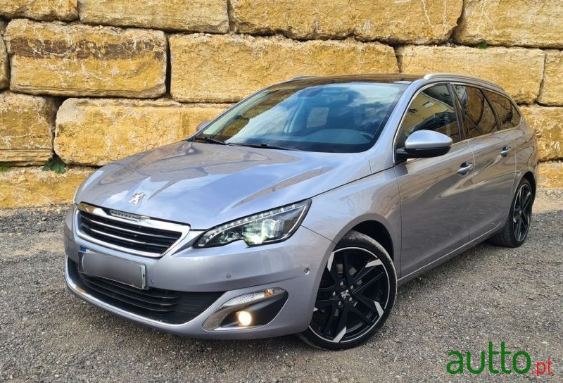 2015' Peugeot 308 Sw photo #1