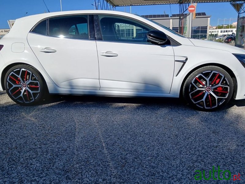 2019' Renault Megane photo #3