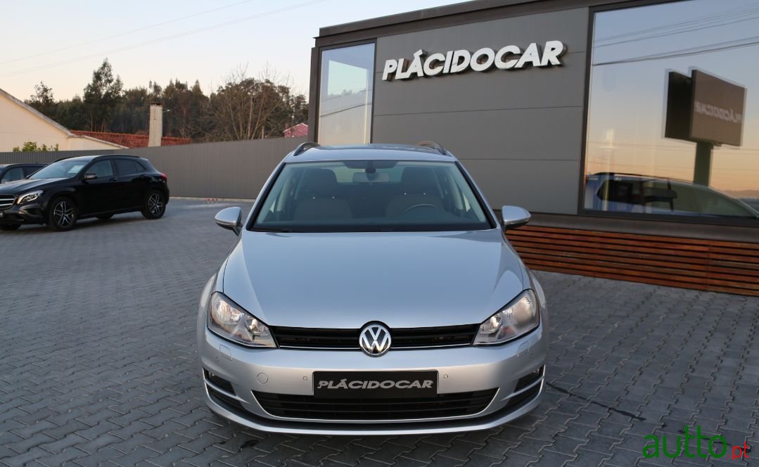 2013' Volkswagen Golf photo #5