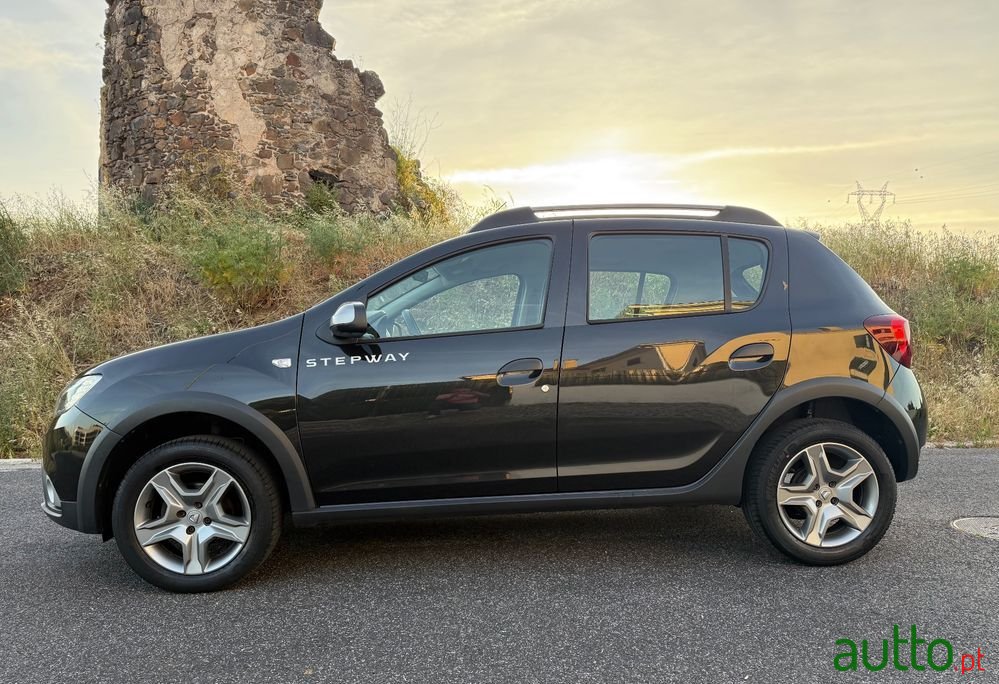 2018' Dacia Sandero Stepway photo #4