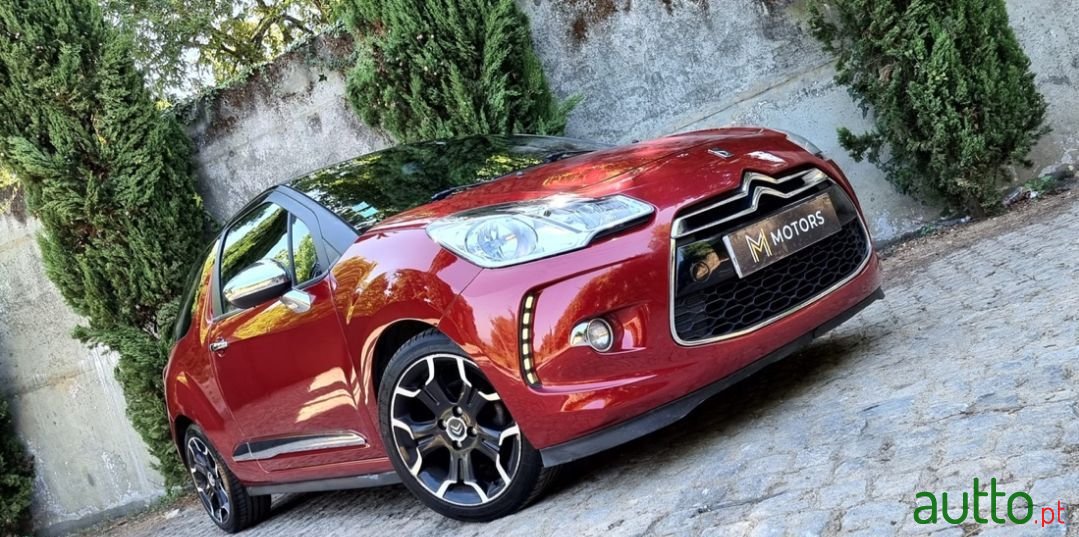 2012' Citroen DS3 photo #4