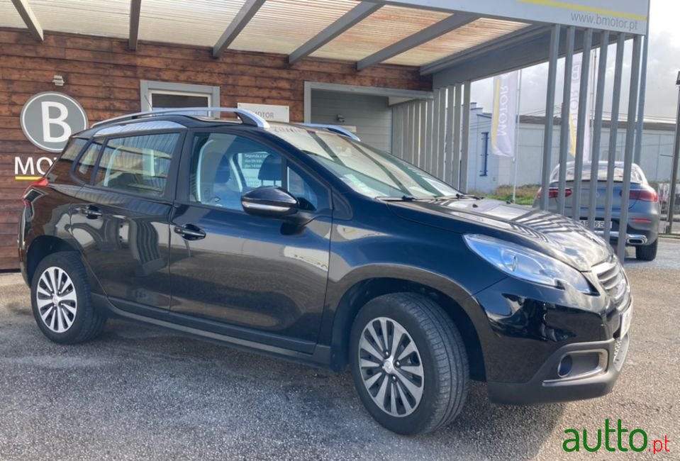 2016' Peugeot 2008 photo #2