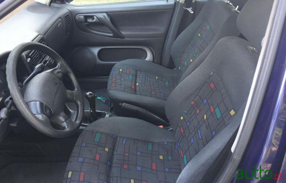 1999' Volkswagen Polo 1.0 Band photo #3