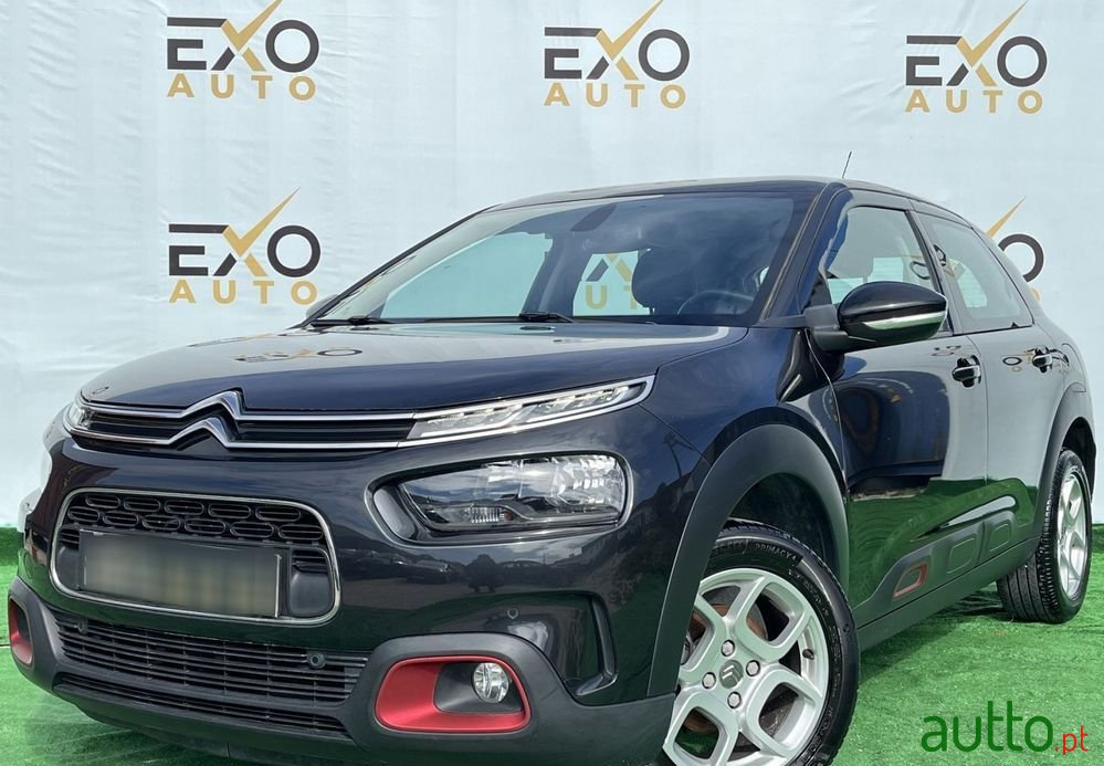 2019' Citroen C4 photo #1