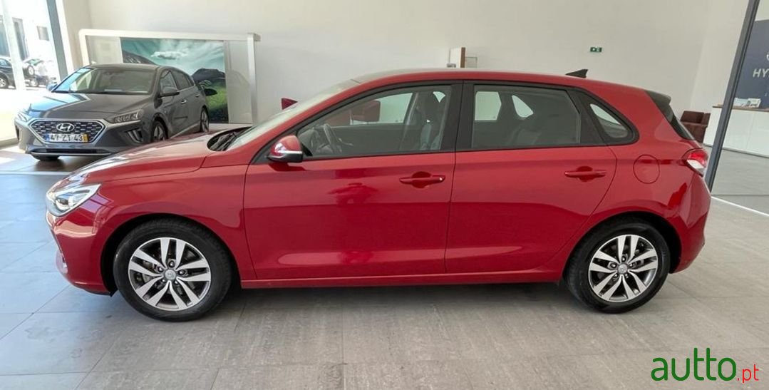 2018' Hyundai i30 photo #2