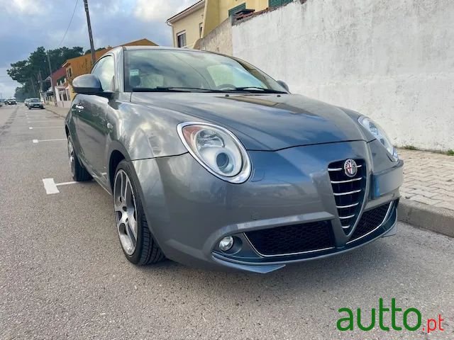 2009' Alfa Romeo MiTo photo #1