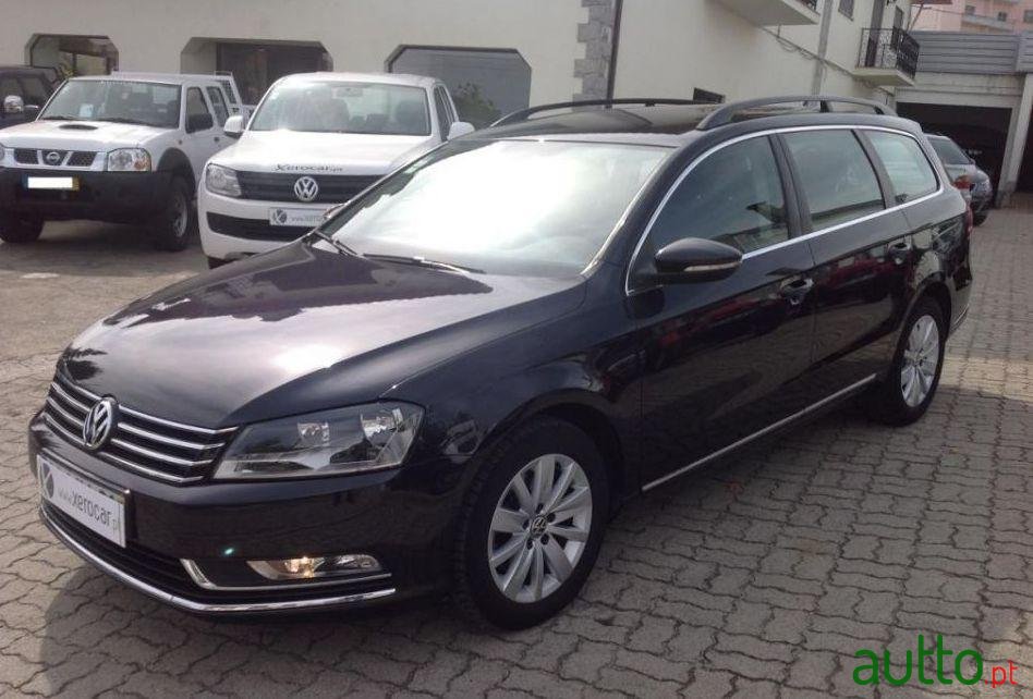 2012' Volkswagen Passat 2.0 Tdi photo #2