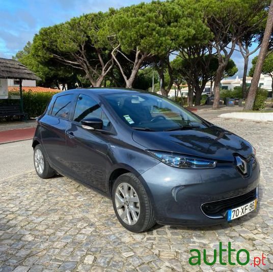 2019' Renault Zoe photo #2