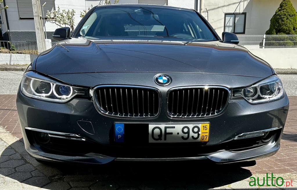 2015' BMW 318 photo #1