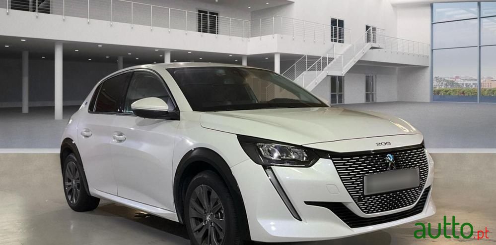 2021' Peugeot e-208 50 Kwh Allure photo #2