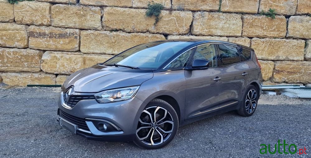 2019' Renault Grand Scenic photo #1
