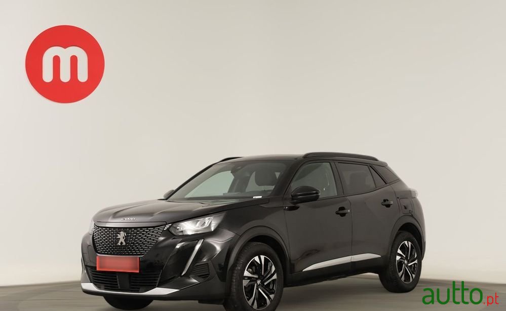 2023' Peugeot 2008 photo #2