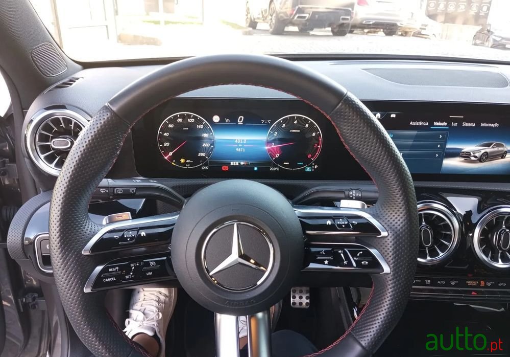 2023' Mercedes-Benz A 200 photo #3