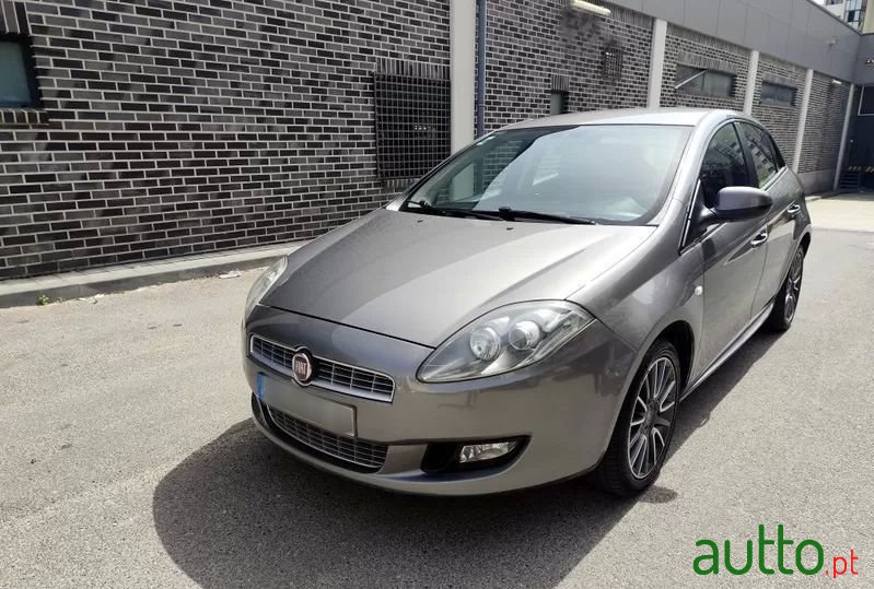 2010' Fiat Bravo 1.6 M-Jet photo #5