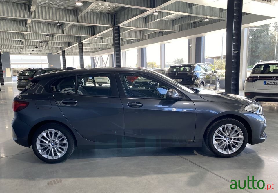 2021' BMW 116 photo #5