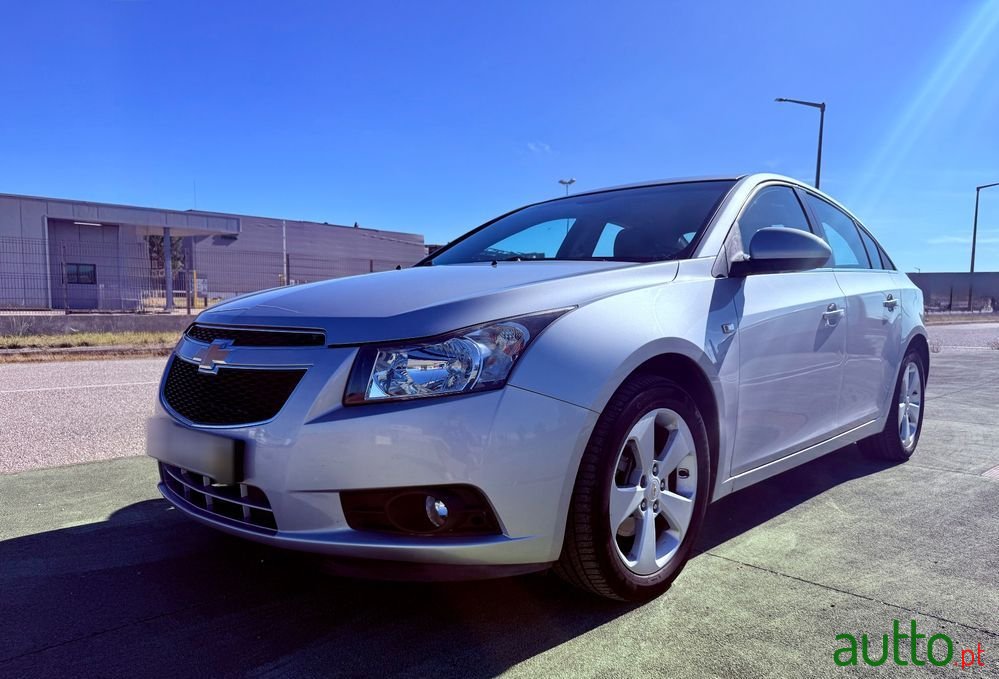 2010' Chevrolet Cruze 2.0 Vcdi Lt photo #1