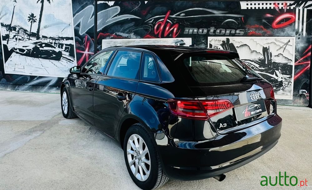 2014' Audi A3 Sportback photo #2