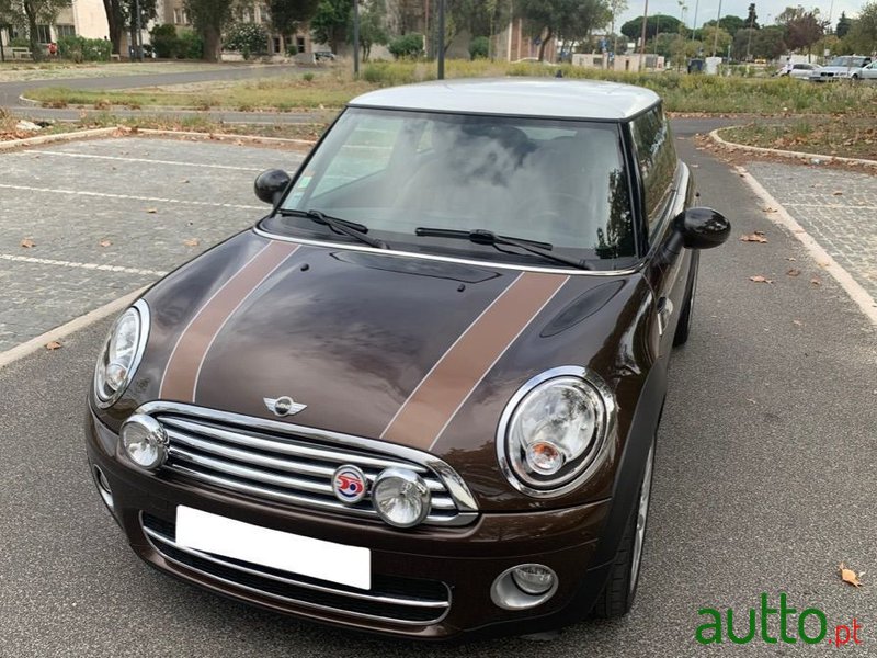 2009' MINI Cooper photo #1