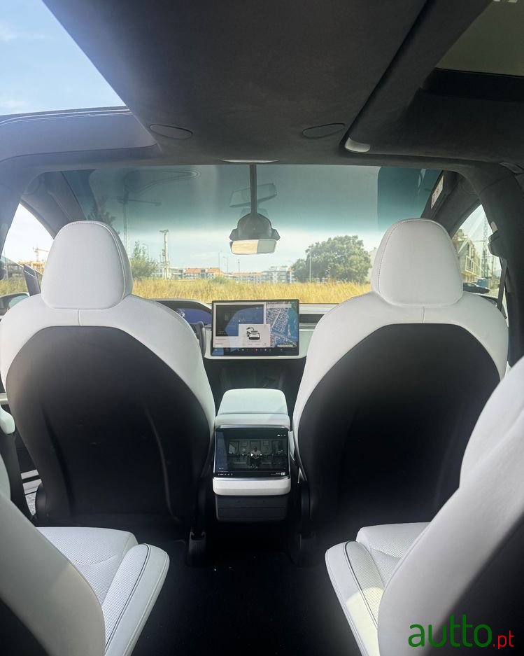 2023' Tesla Model X Plaid Awd photo #6