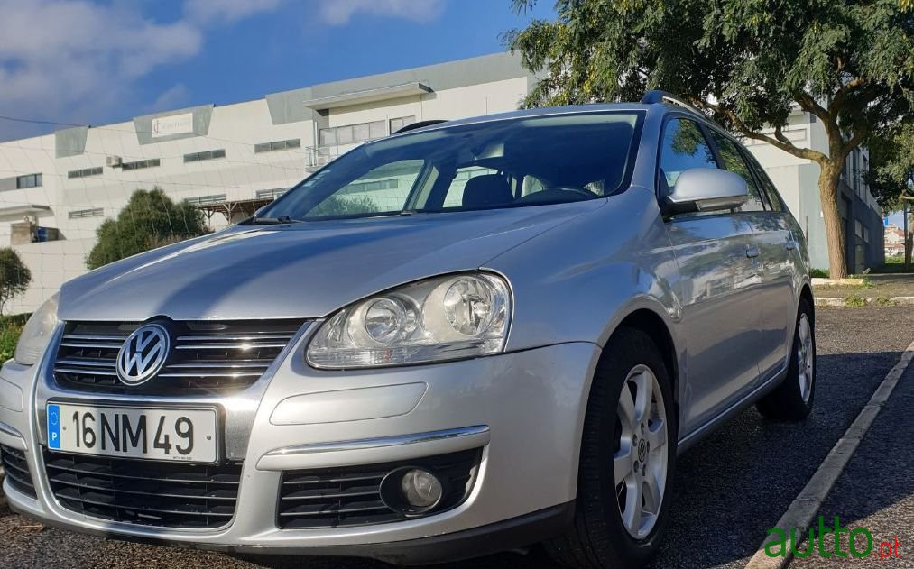 2007' Volkswagen Golf Variant photo #4