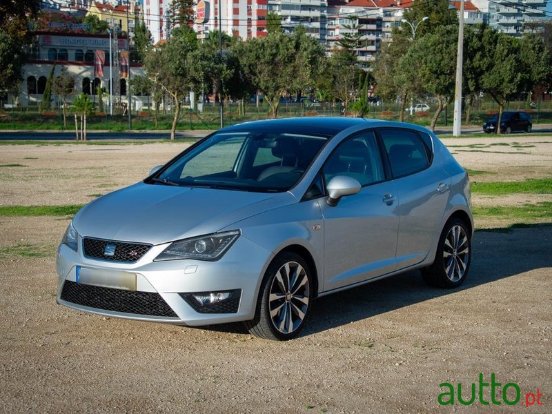 2016' SEAT Ibiza Sc 1.0 Ecotsi Fr photo #2