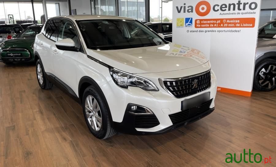 2020' Peugeot 3008 photo #3