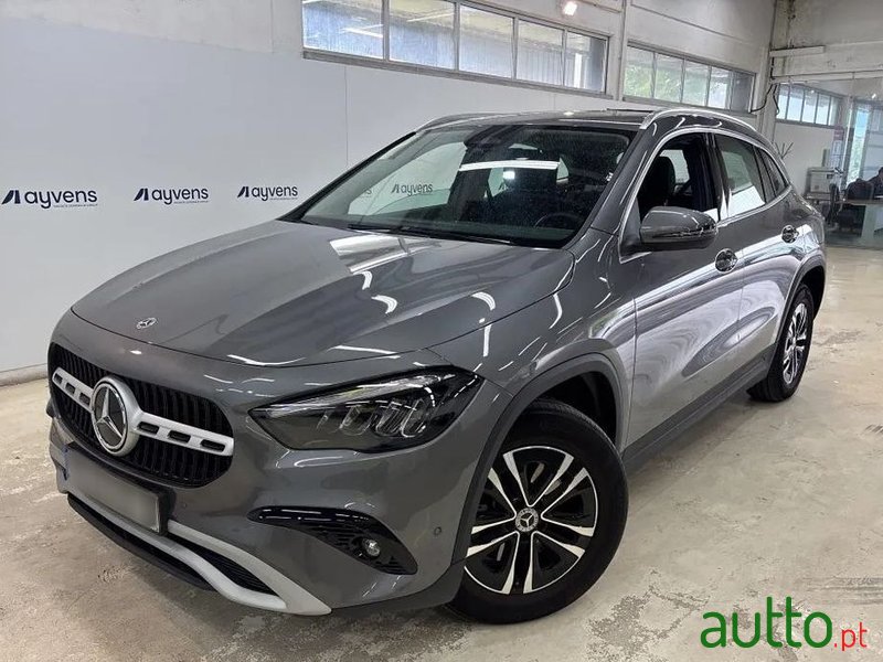 2024' Mercedes-Benz Classe Gla E photo #1