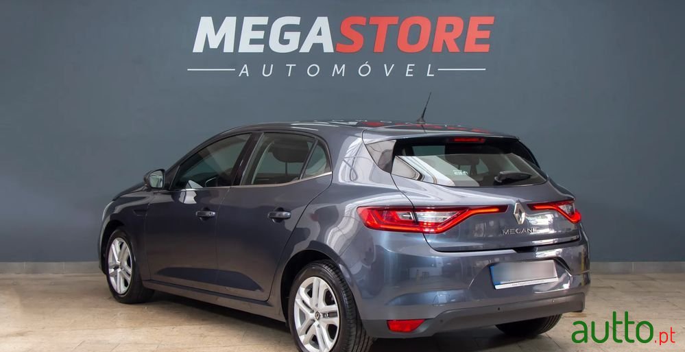 2019' Renault Megane photo #5