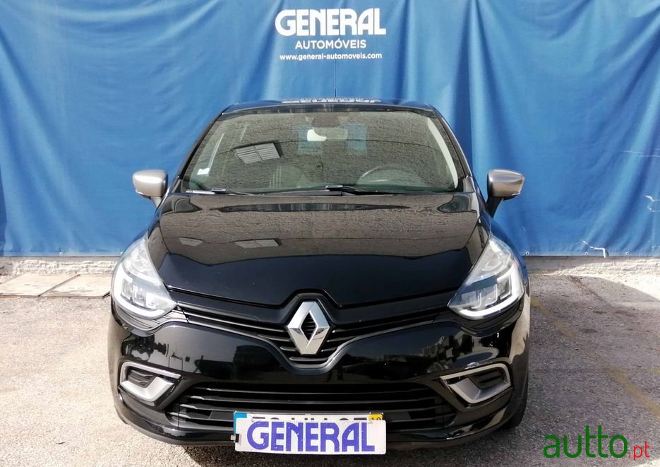 2018' Renault Clio photo #2