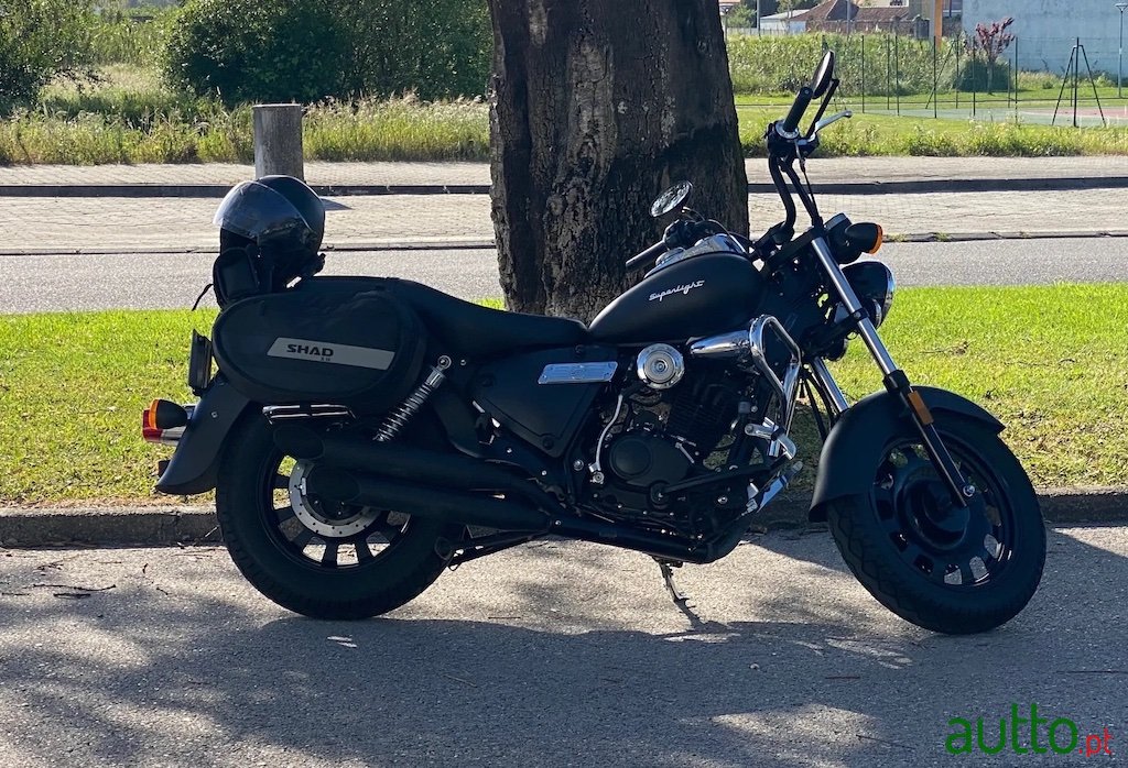 2022' Keeway Superlight photo #1