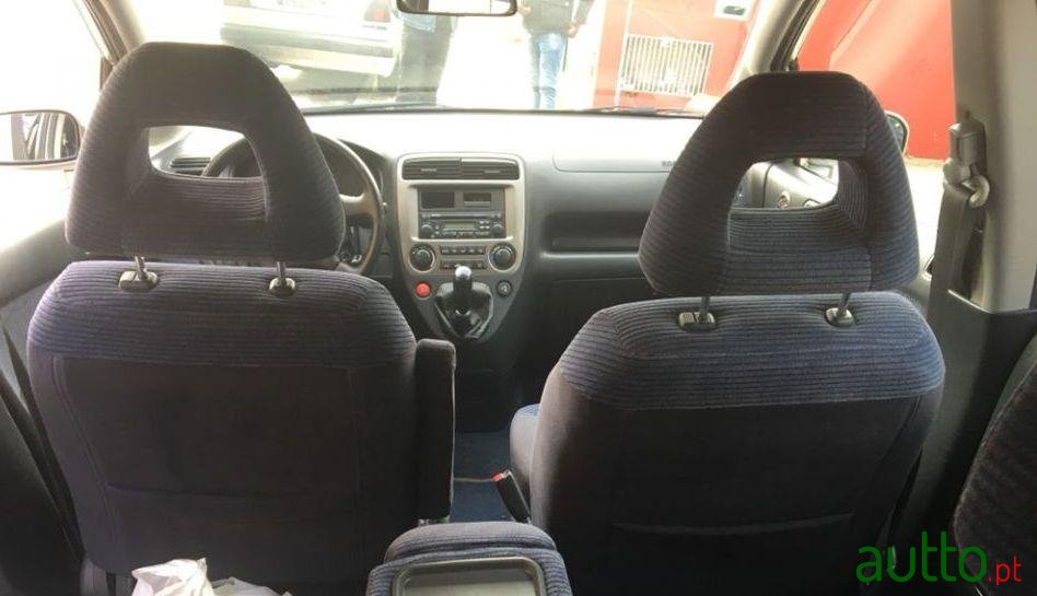2001' Honda Stream photo #3