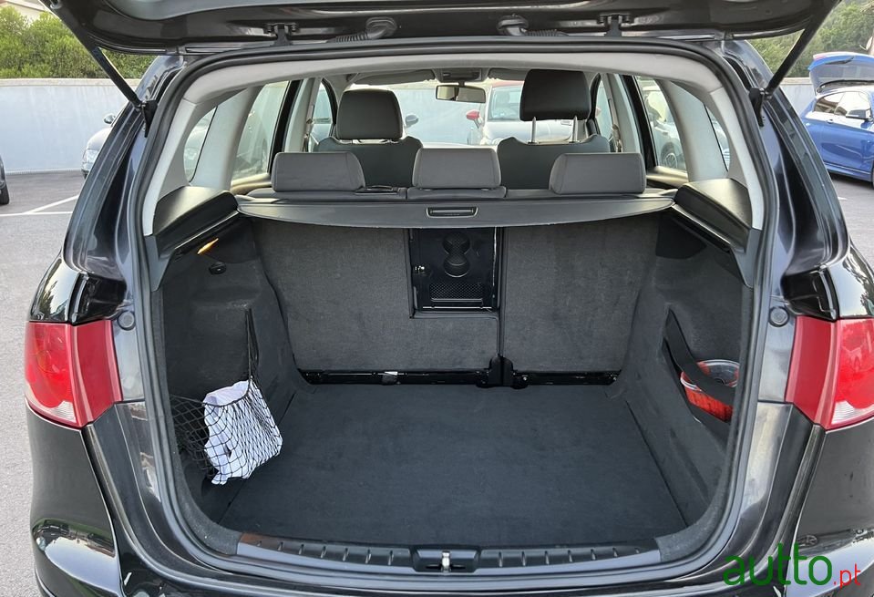 2011' SEAT Altea photo #5