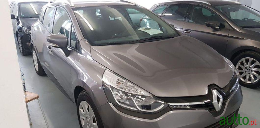 2014' Renault Clio Break photo #1