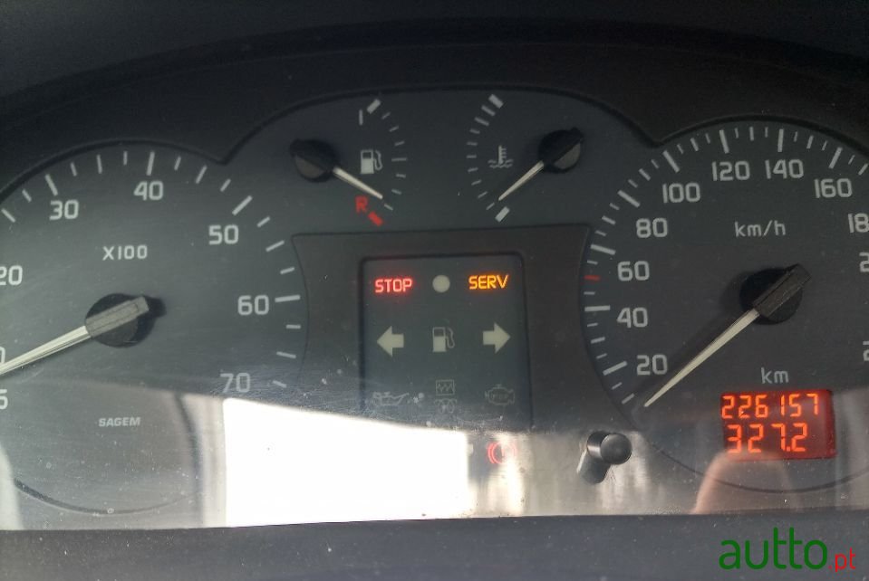 1999' Renault Megane photo #5