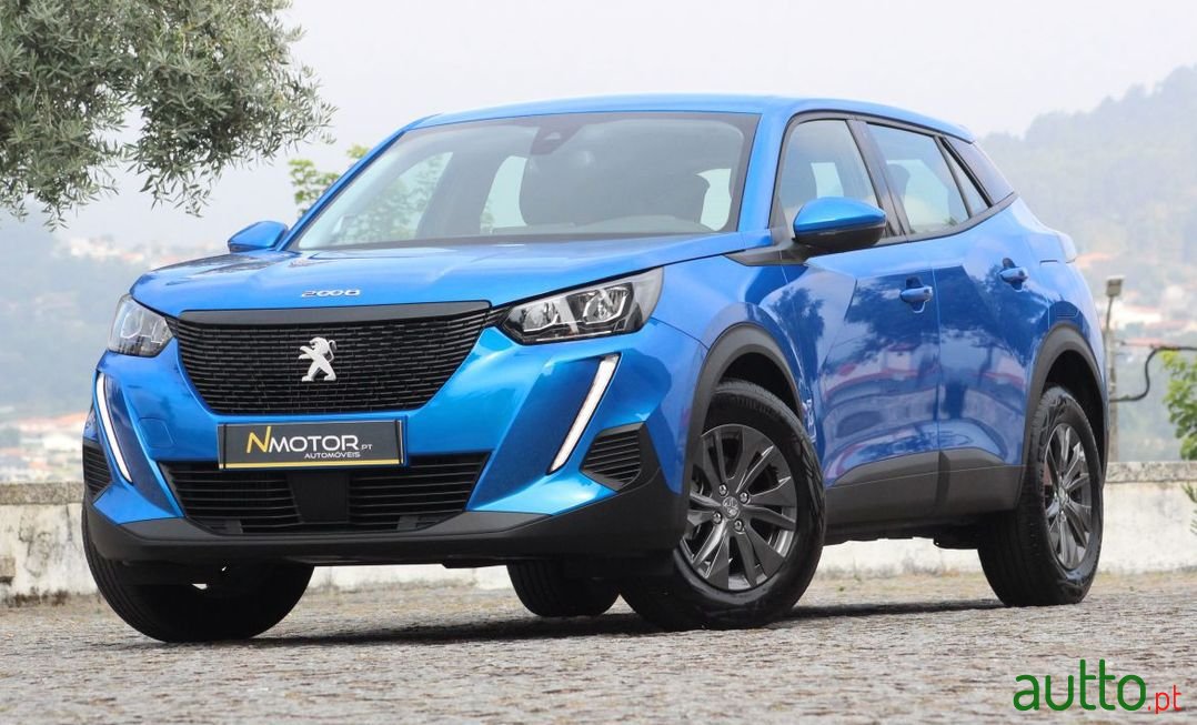 2021' Peugeot 2008 photo #1