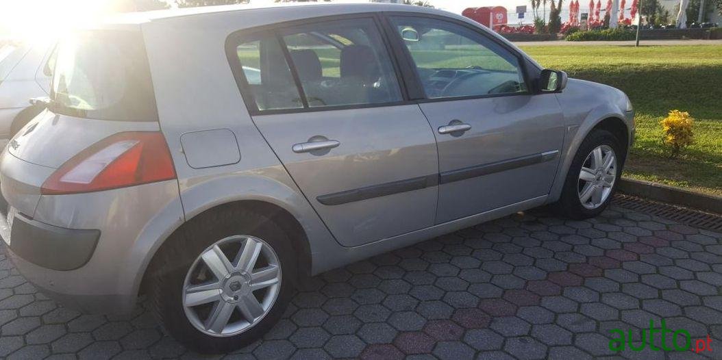 2003' Renault Megane photo #2