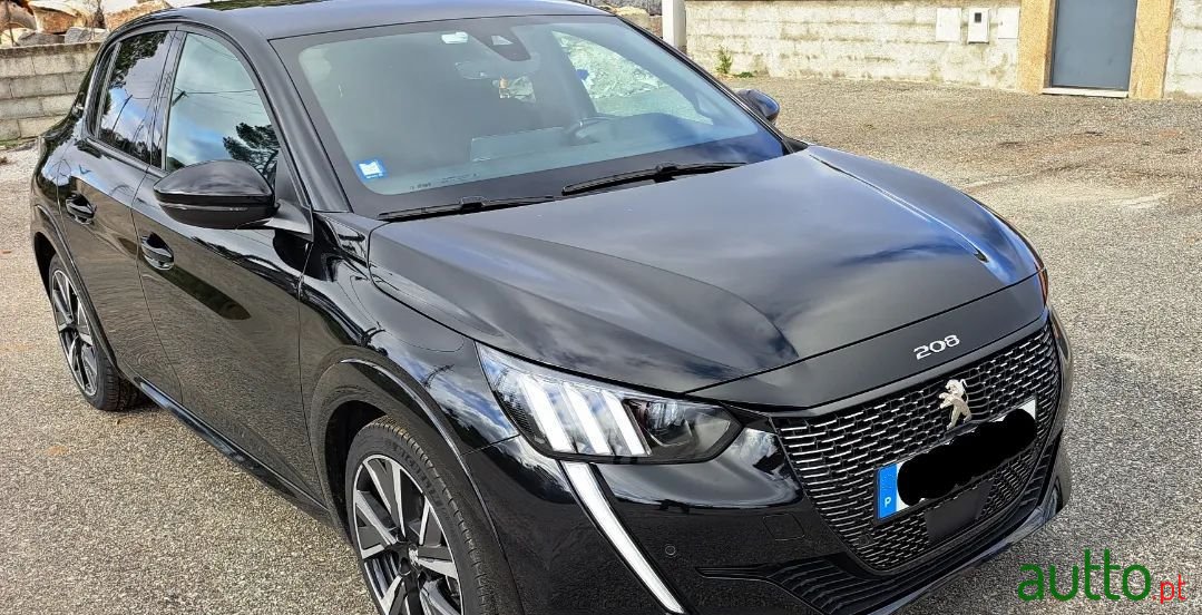 2020' Peugeot 208 photo #3